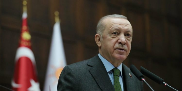 كيف برر أردوغان ارتفاع تكلفة المعيشة في تركيا؟