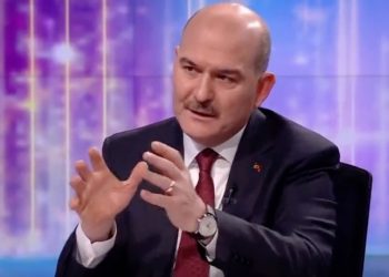 مدير مؤسسة أبحاث: أردوغان سيعزل وزير داخليته