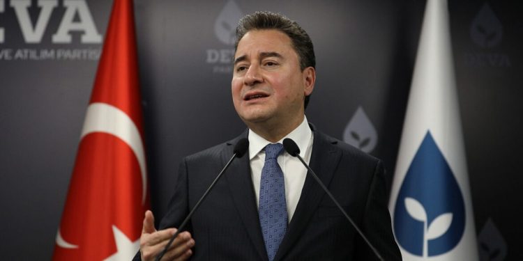 باباجان يسخر من تصريحات أردوغان حول التضخم