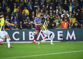 الديربي العملاق.. فنربخشة يتعادل مع طرابزون سبور