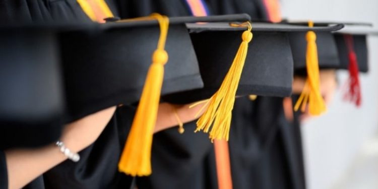 بطالة خريجي الجامعات في تركيا أعلى من المدارس الابتدائية