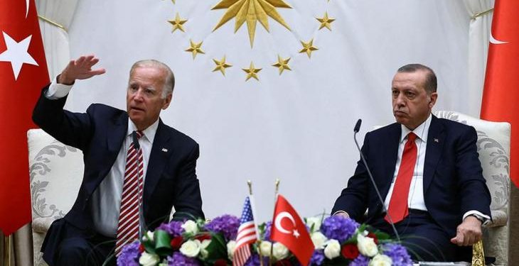 أردوغان يغيب عن مباحثات بايدن مع حلفاء واشنطن بشأن أوكرانيا