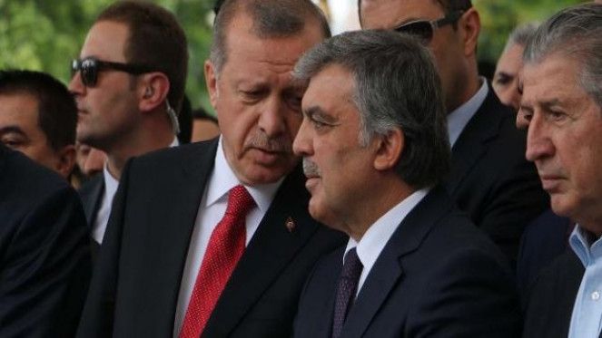 صحفي تركي: أردوغان يرغب في لقاء الرئيس السابق عبد الله جول