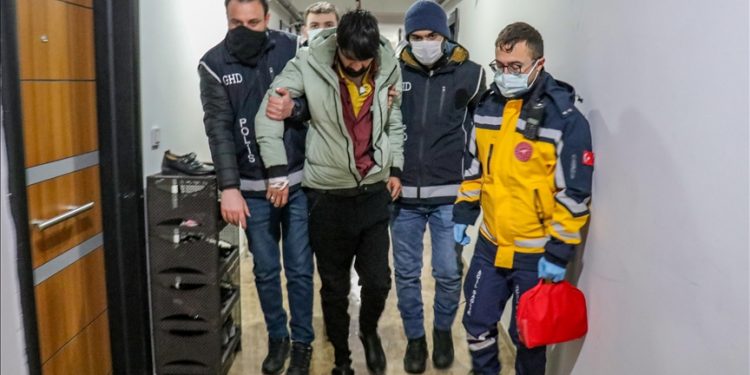 تركيا تعنقل 41 مهاجرًا أفغانيًّا دخلوا بطريقة غير شرعية