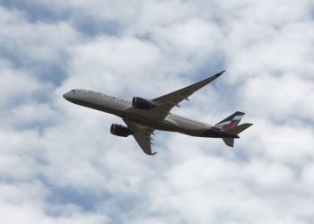 روسيا تسمح للشركات الروسية سداد ثمن الطائرات للأجانب بالروبل الروسي