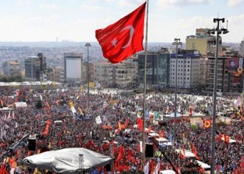 تركيا.. 177 سينمائيا يدينون الأحكام العنيفة ضد نشطاء حقوقيين