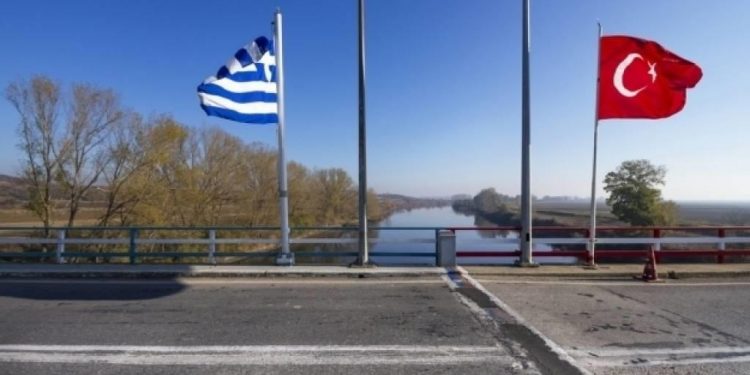 تركيا تتهم اليونان بانتهاك أجوائها 30 مرة خلال ثلاثة أيام