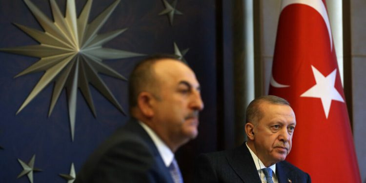 وزير تركي: يجب منح أردوغان جائزة نوبل