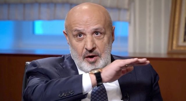 أدهم سانجاك يغادر حزب أردوغان بعد تأييد بوتين والهجوم على الناتو