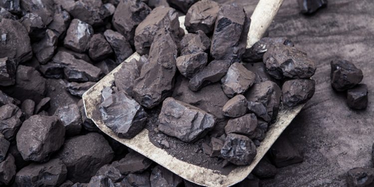 تركيا.. الفحم يباع بالسوق السوداء بأسعار مرتفعة