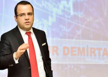 اقتصادي بارز: التضخم يدمر تركيا