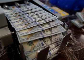 رويترز تحذر من أزمة عملة جديدة في تركيا