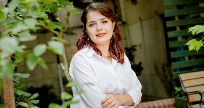 تهديد صحفية تركية بعد كشفها عن علاقة بين تجار المخدرات والمخابرات