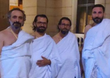 صحفيو أردوغان يؤدون العمرة على نفقة الدولة