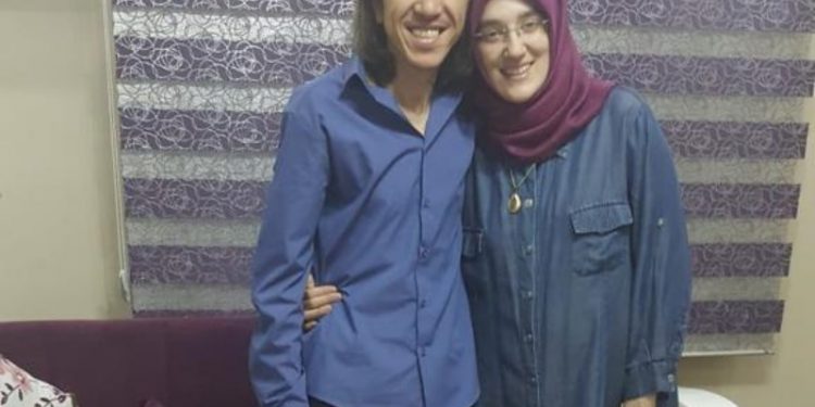 اعتقال تركية على شفا الولادة!