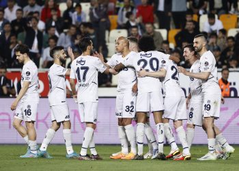 فنربخشة يحرز 5 أهداف نظيفة في شباك يني ملاطية