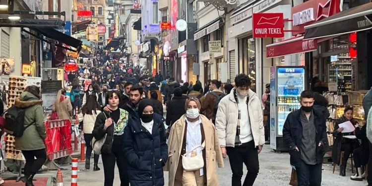 تركيا تعلن رسميًا ارتفاع معدل الفقر الدائم