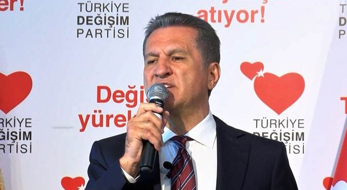 زعيم حزب تركي يقترح توزيع اللاجئين في تركيا على دول الناتو