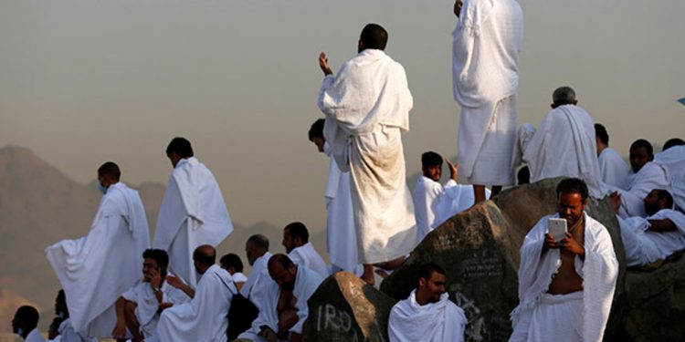 السعودية تحدد موعد يوم “عرفة”