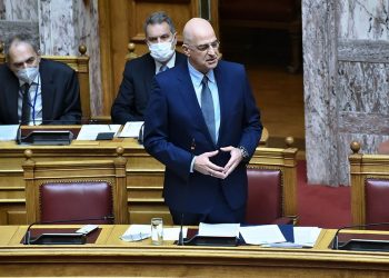 وزير خارجية اليونان يشتكي من “عدوانية” تركيا