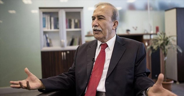 تركيا.. تجريد مسؤول أمني من رتبته لدفاعه عن الزعيم الكردي