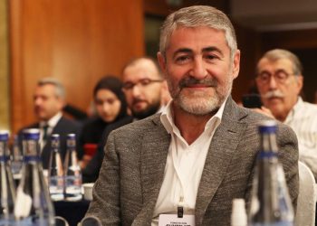 وزير المالية التركي: العالم يتساءل عن سر النمو الاقتصادي في بلدنا