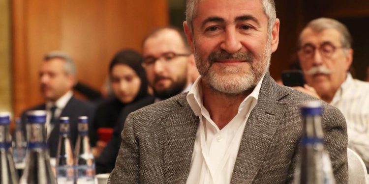 وزير المالية التركي: العالم يتساءل عن سر النمو الاقتصادي في بلدنا