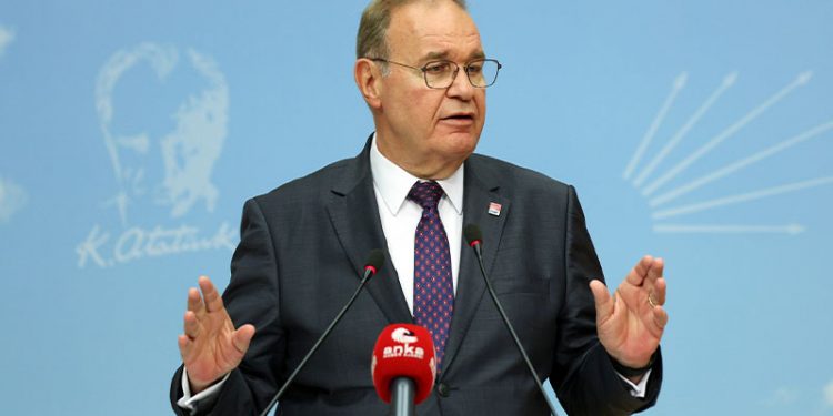 حزب الشعب الجمهوري: أردوغان جعل تركيا بطلة في مؤشر البؤس