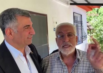 تركيا.. مواطن يبدي ندمه على التصويت لحزب أردوغان