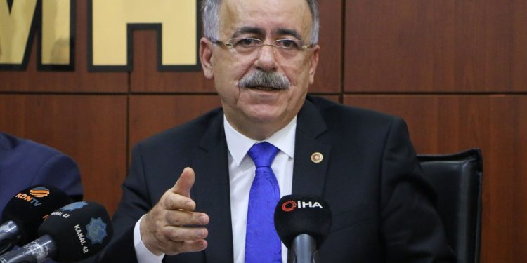 الحركة القومية: أردوغان سيفوز بالرئاسة مجددا وبفارق كبير