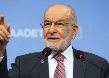 كارامولا أوغلو: وصول أردوغان للسلطة مجددًا مرهون بقرار من البرلمان