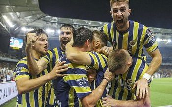 فنربخشة يفوز على أضنة دميرسبور متربعا على صدارة الدوري التركي 