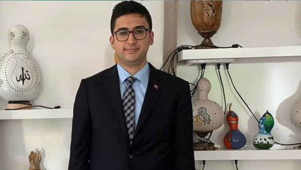 تركي من أصل أرمني يتولى منصبًا رسميًا لأول مرة في تاريخ البلاد