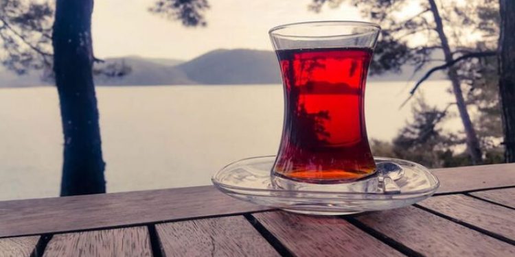 دراسة: احتساء الشاي يقلل خطر الوفاة