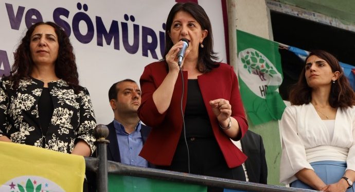 بولدان: عداء الحكومة التركية للأكراد سيجعلها تخسر