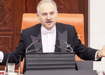 برلماني معارض: سنعيد فتح “تحقيقات الفساد والرشوة”