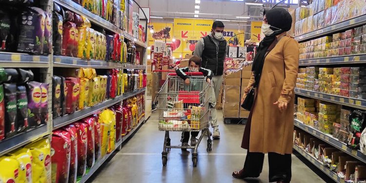 تركيا تتصدر دول منظمة “التعاون الاقتصادي” في التضخم الغذائي