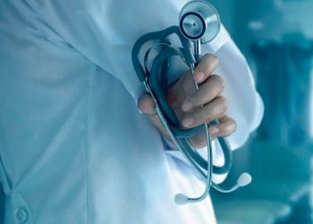 عدد أطباء تركيا المهاجرين للخارج سيبلغ 3000 نهاية العام!