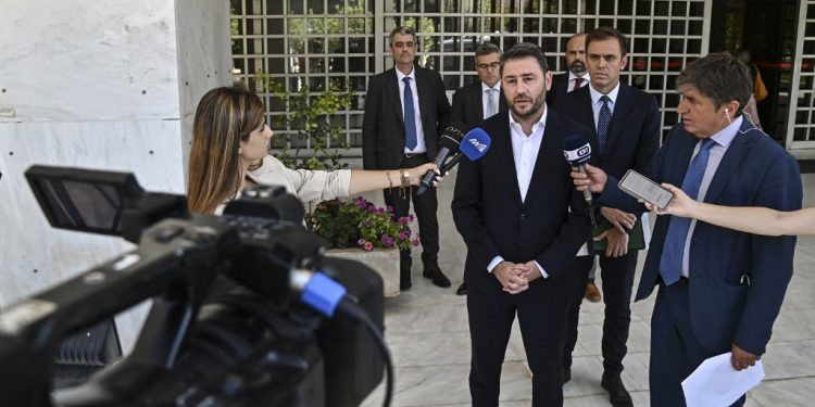 المعارضة اليونانية: أردوغان يقلد بوتين ويستخدم “خطابًا حربيًا”