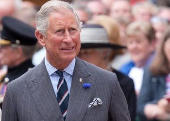 الأمير “تشارلز الثالث” يُتوّج ملِكًا لبريطانيا بعد وفاة والدته “الملكة إليزابيث”