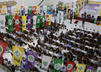 تركيا.. حزب الشعوب الديمقراطي يعلن إنشاء “التحالف الكردستاني”