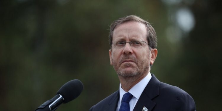 رئيس الكيان الإسرائيلي سيزور “البحرين” قريبًا