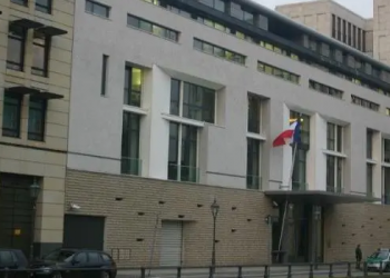 اعتداء أرميني على السفارة الأذربيجانية في باريس