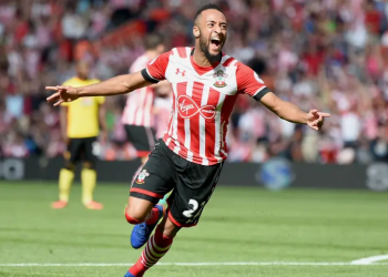 بشكتاش التركي يضم الإنجليزي ناثان ريدموند على سبيل الإعارة