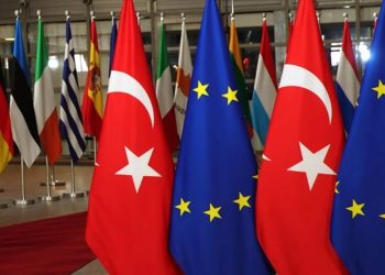 الشعب الجمهوري: الاتحاد الأوروبي لا يعتبر تركيا “دولة مرشحة”