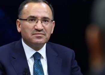 منع صحفية من طرح أسئلة على وزير العدل التركي