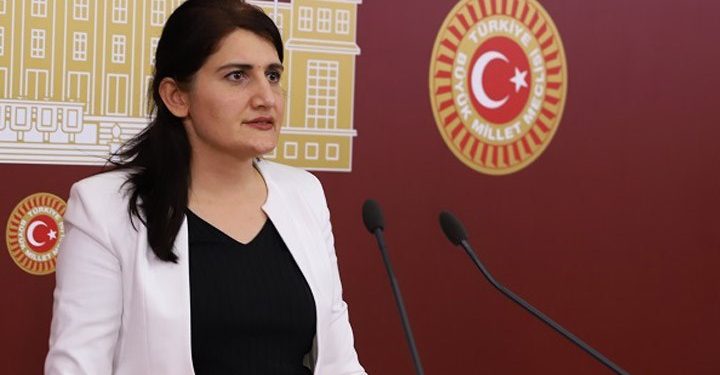 اعتقال سياسية بحزب الشعوب الديمقراطي