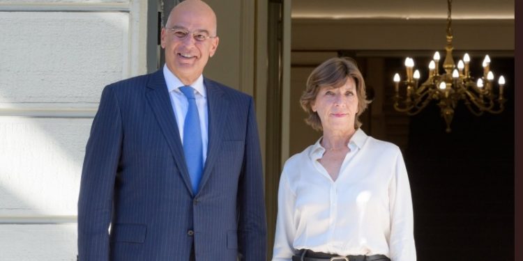 اليونان: تركيا تحاول إحياء “الطغيان العثماني”