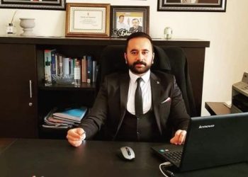 تركيا.. قيادي بالحزب الحاكم يعتدي على شرطي!