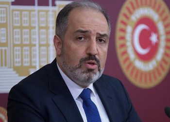 برلماني تركي يدين تصريحات وزير العدل التركي